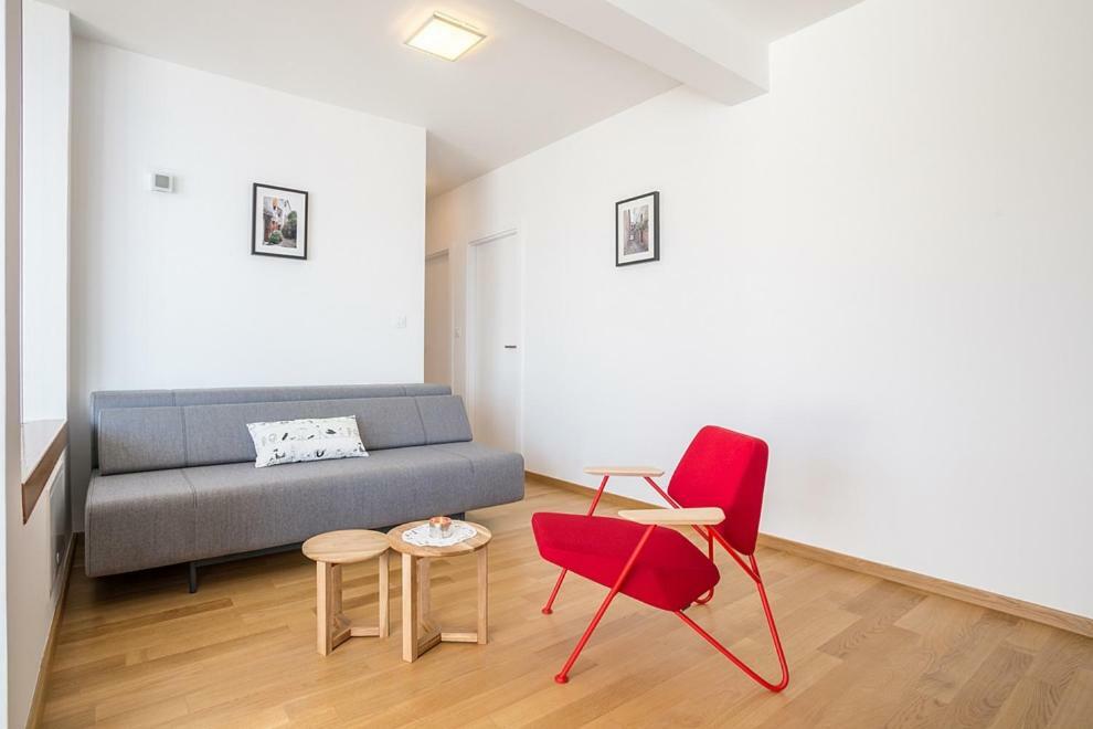 Apartments Jelena Razanj Exterior photo