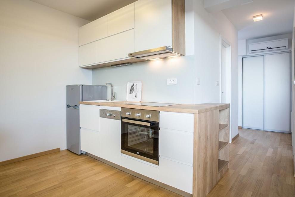 Apartments Jelena Razanj Exterior photo