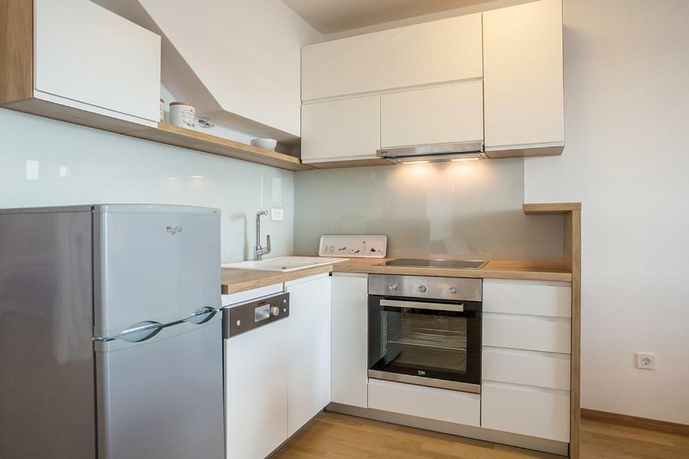 Apartments Jelena Razanj Exterior photo
